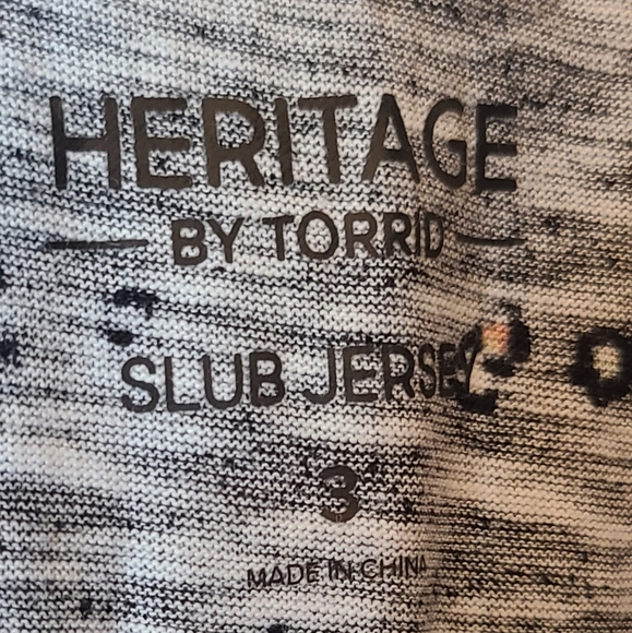 Brand new torrid t-shirt - Picture 3 of 4